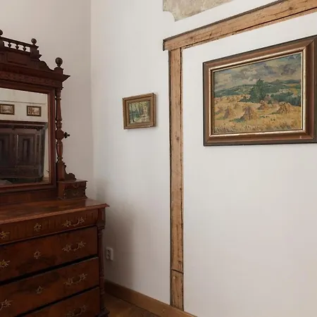Dlouhá Art&antique *