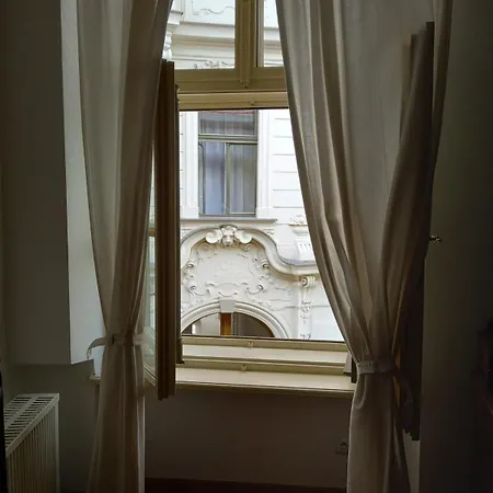 Apartamento Dlouha Art & Antique *